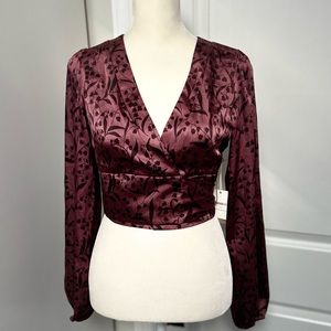 NWT❗️Forever 21 Berry Pink Floral Satin Wrap Top